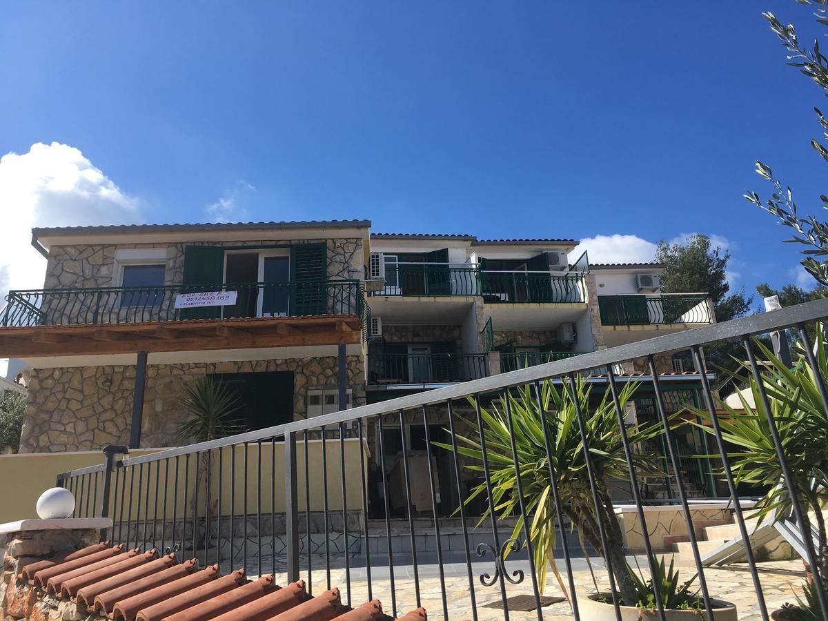 Apartments Laguna Stomorska Dış mekan fotoğraf